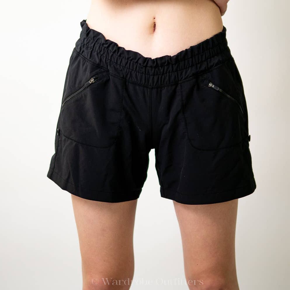 Zella Black Baggie Mid Shorts - M