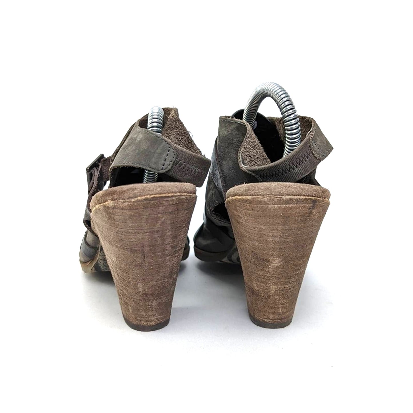 OTBT Delhi Slingback Leather Pump Sandals- 8