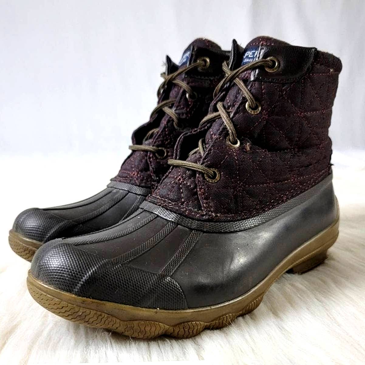 Rare Sperry Saltwater Burgundy & Brown Duck Boots - 6