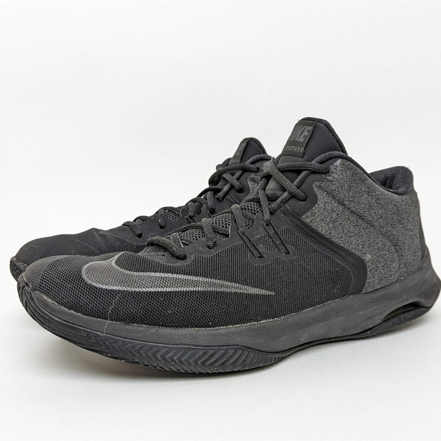 Nike Air Versitile II NBK Triple Black Basketball Shoes - 14