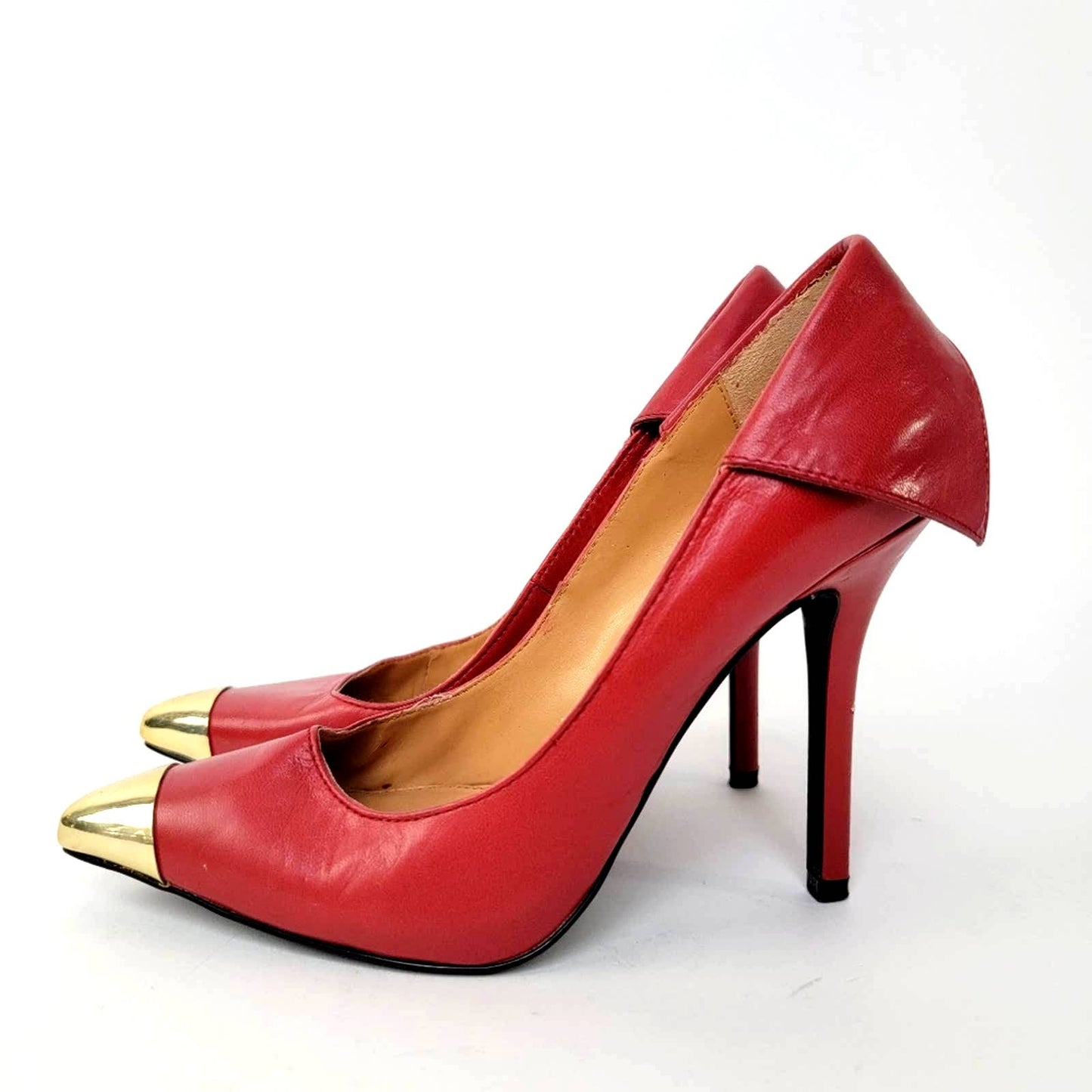 Fergie Podium Red Stiletto Pump Heels with Gold Cap Toe - 8