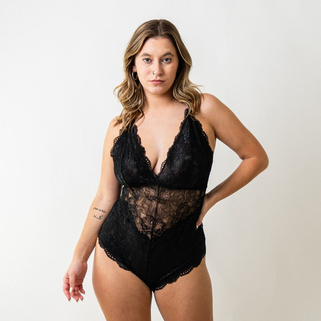 Black Lace Front Scallop Lace Trim Teddy Cheeky Bodysuit Lingerie