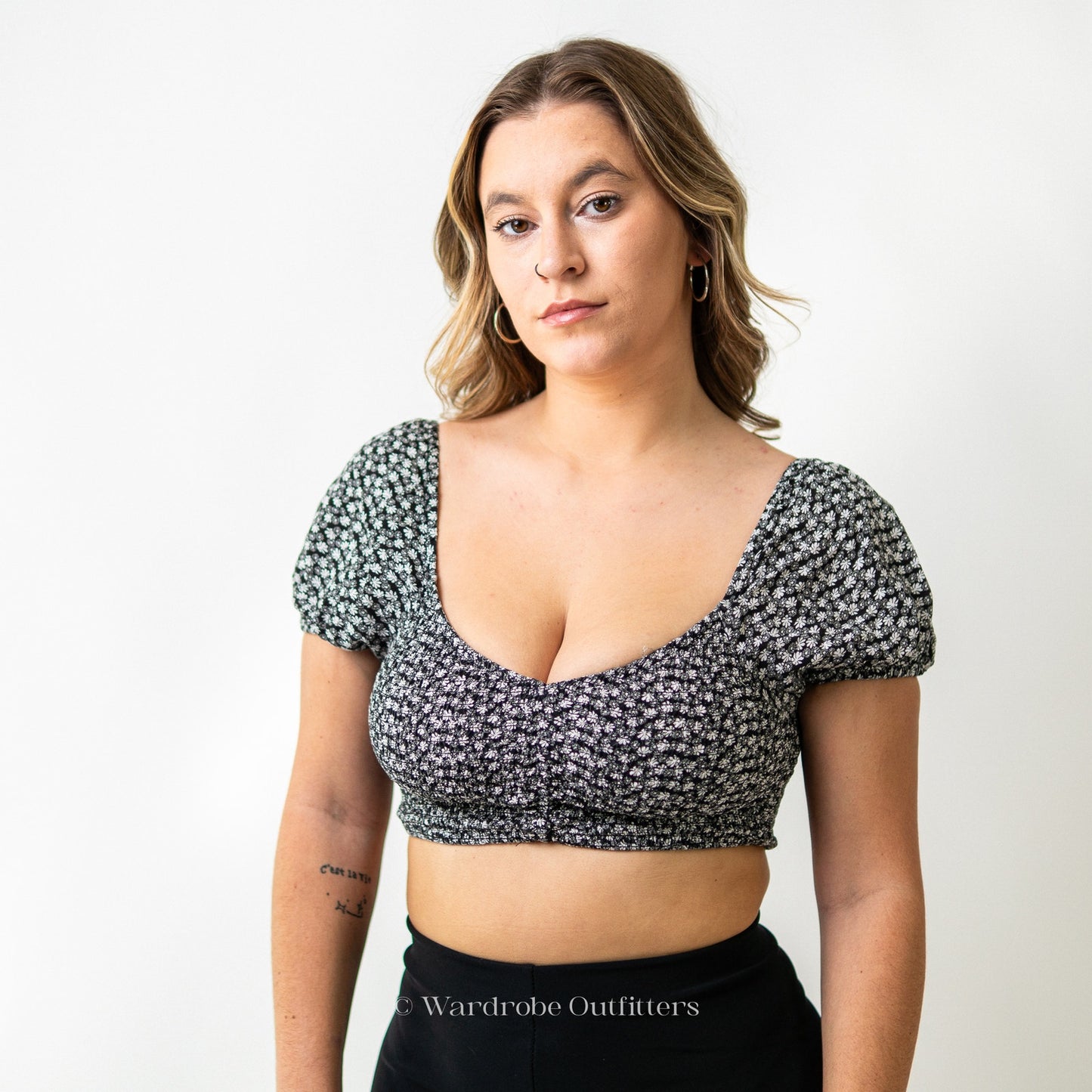 Low Cut Halter Cropped Peasant Blouse