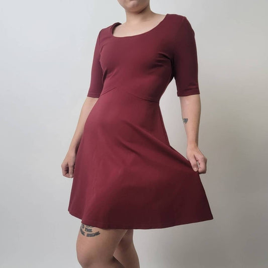 Black Swan Ocean Burgundy Sleeved Skater Dress - S