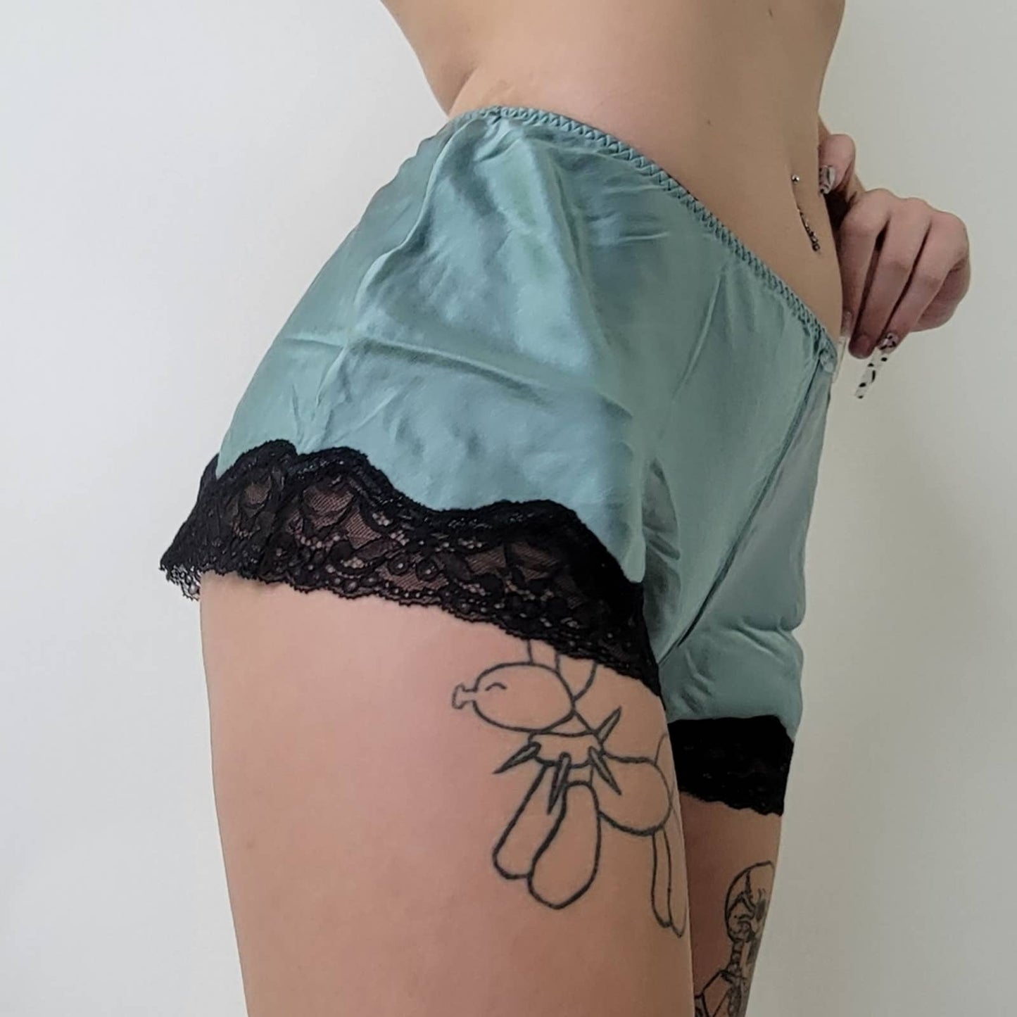Samantha Change Classic Silk Tap Shorts - Clearwater - M